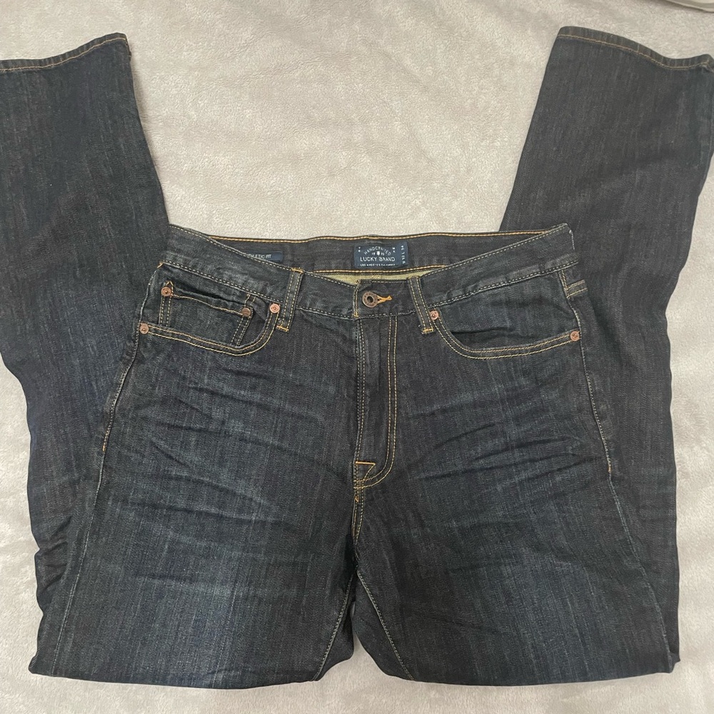 Lucky Brand 410 Athletic Fit Dark Wash Jeans - Picture 2 of 2